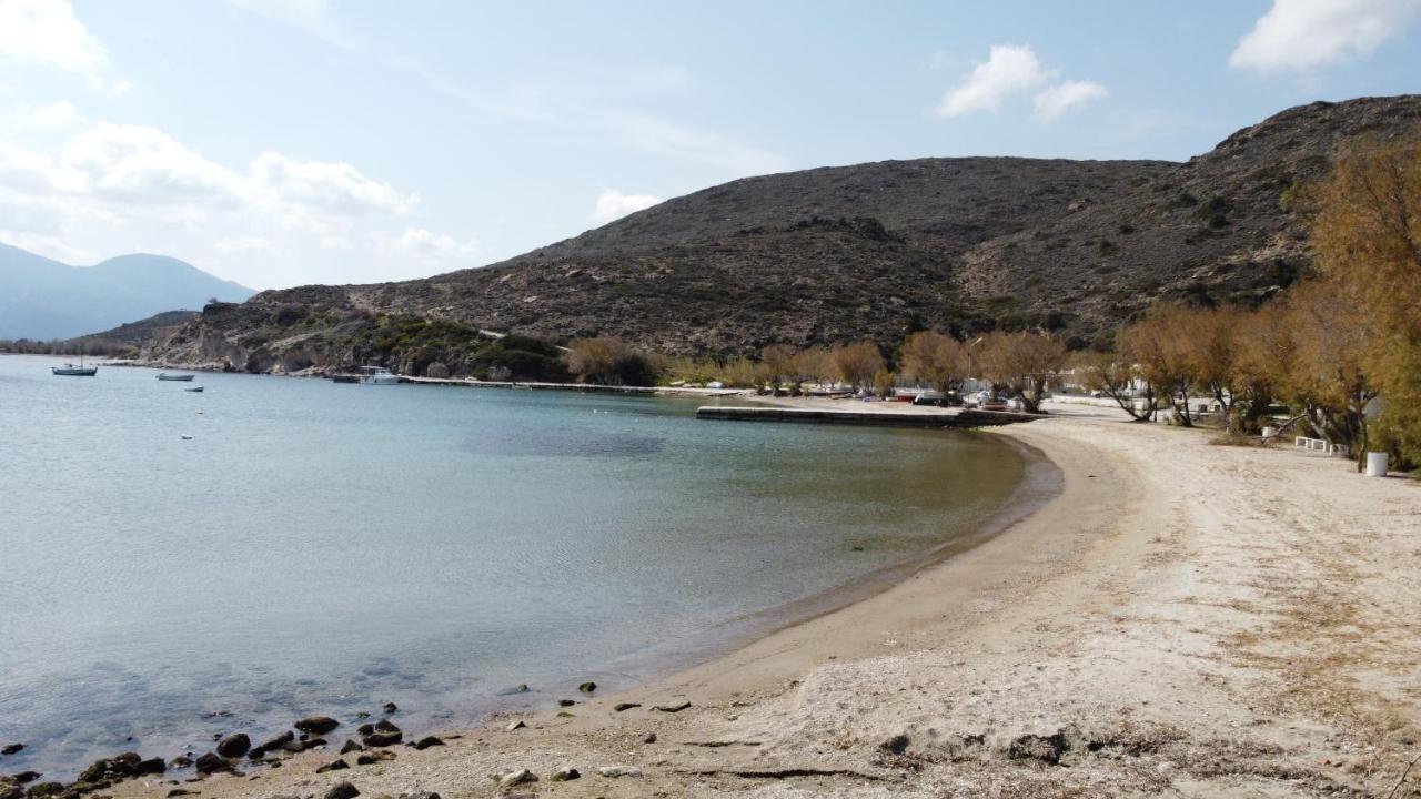 Aphrodite Of Milos Adamantas  Exterior photo
